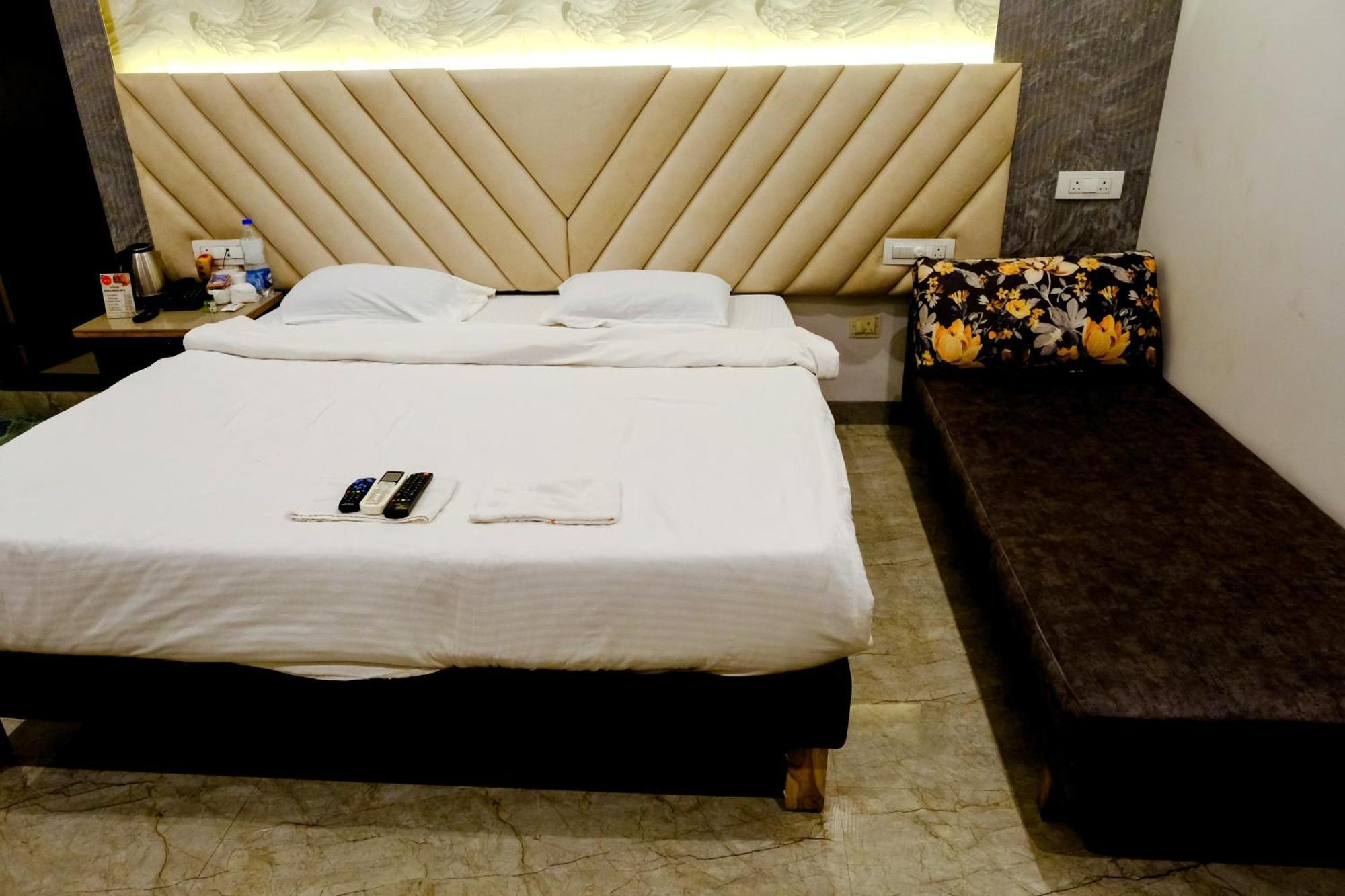 אליבג Sanidhya Beach Resort מראה חיצוני תמונה